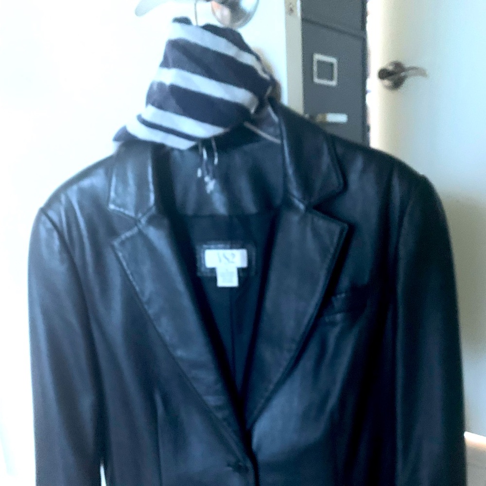 BLACK LEATHER BLAZER